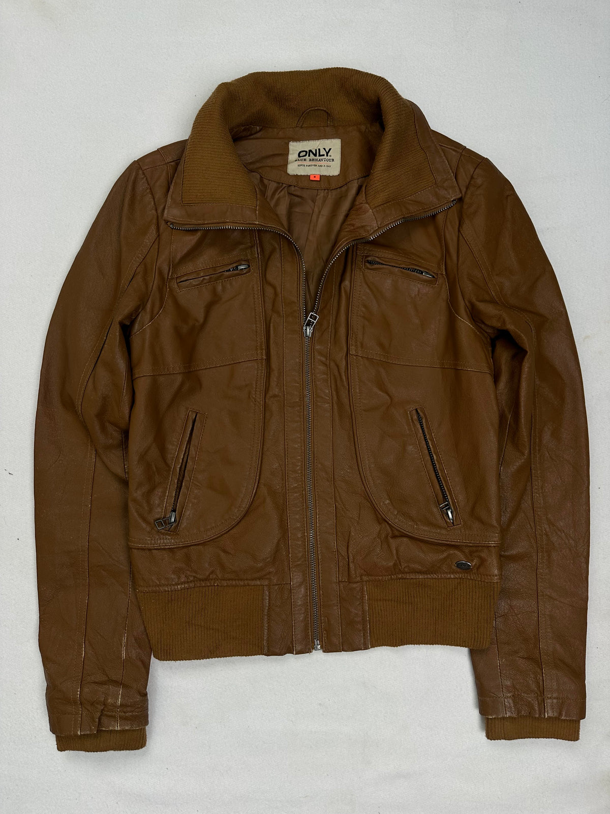 Back of the size L brown bomber jacket laid flat