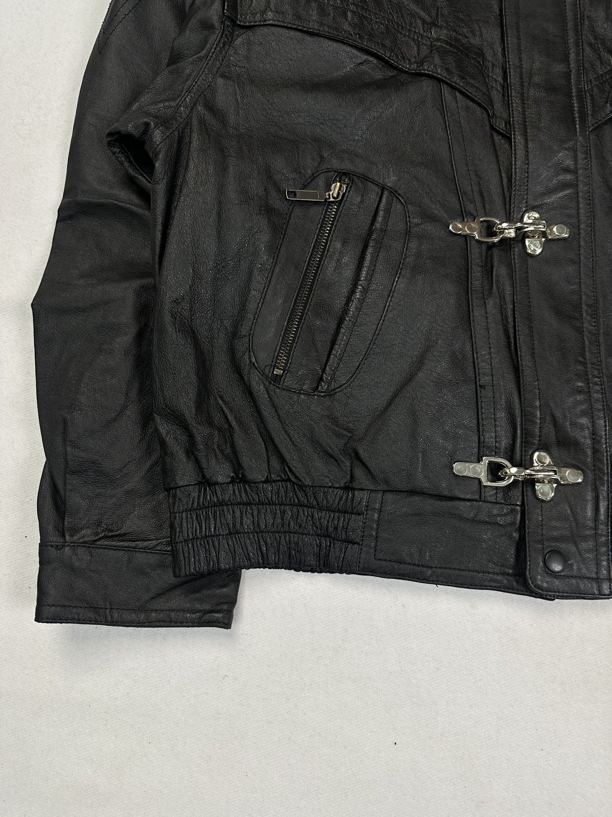 Size XL jacket in black real leather with a 25 inch chest