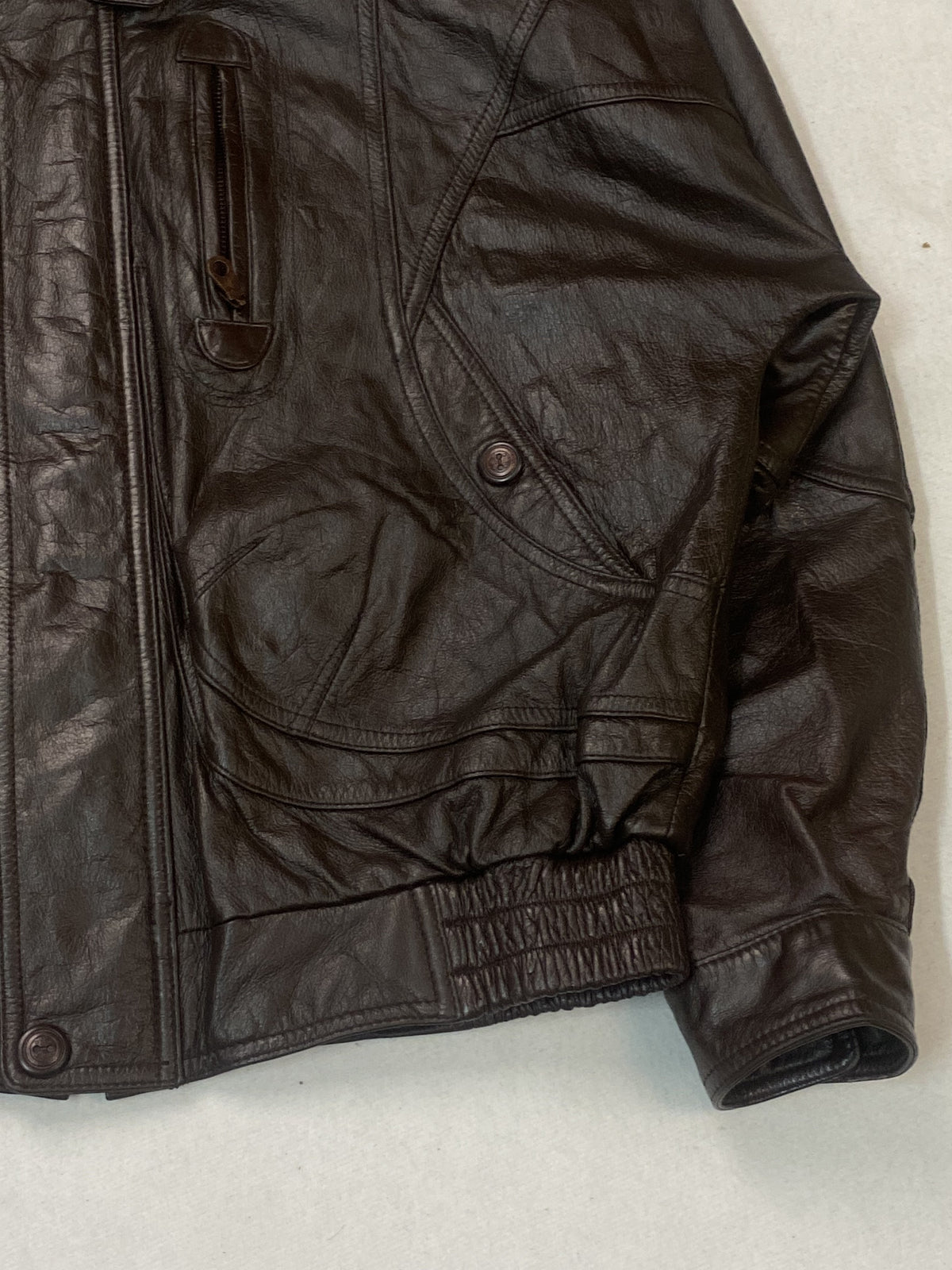 Brown leather harrington in very good condition, shown in size XXL