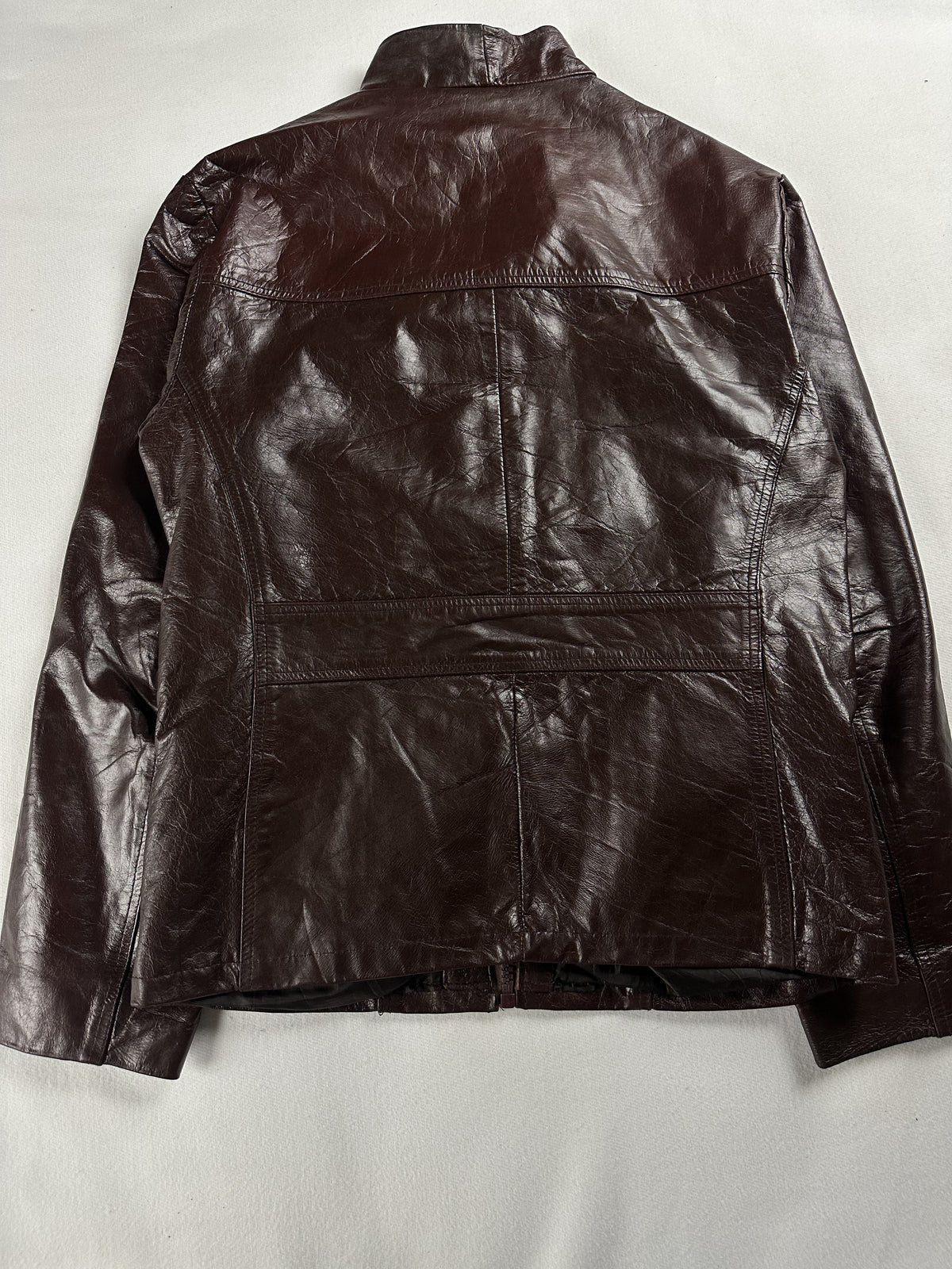 Longer cut brown cafe racer in real leather, 27 inches through the body