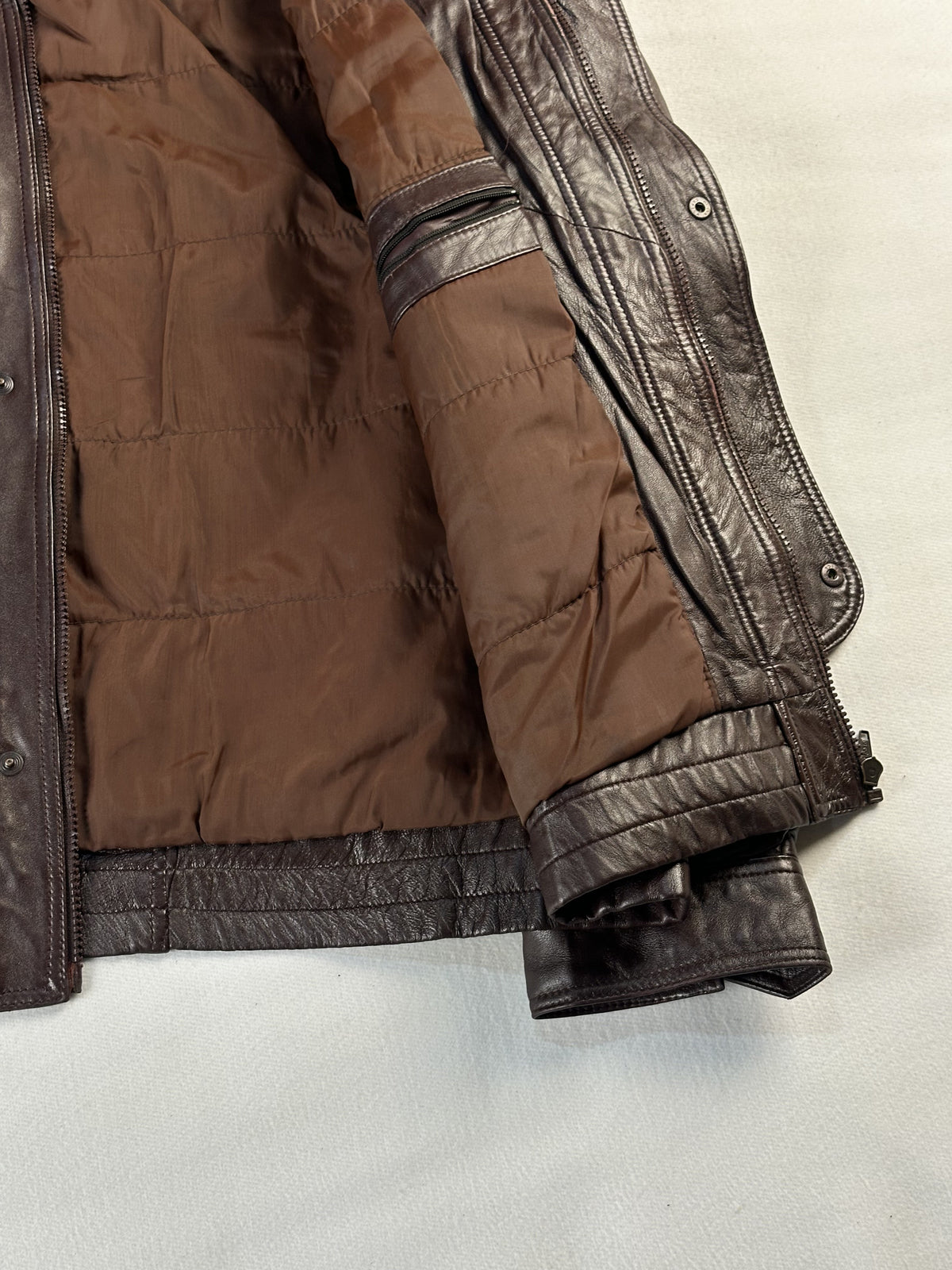 Brown real leather field jacket with a 23 inch sleeve, size XL