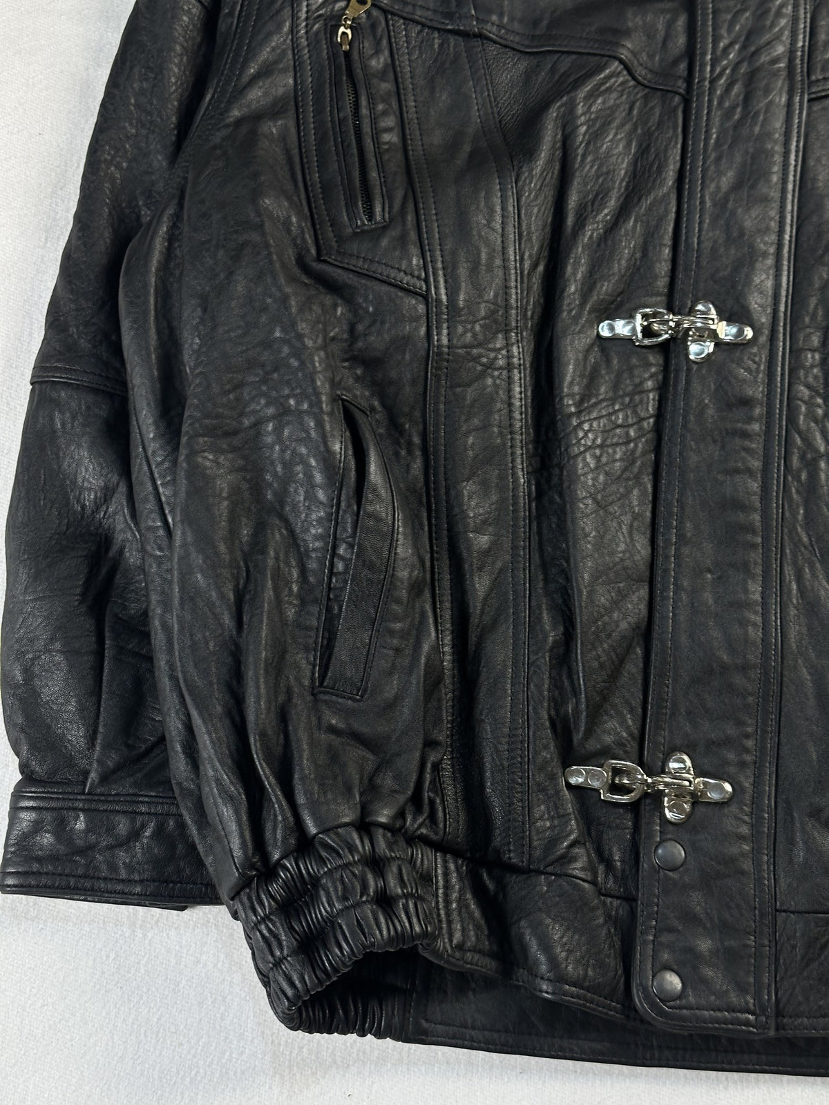 Black leather vintage jacket, size L - sleeve and cuff.