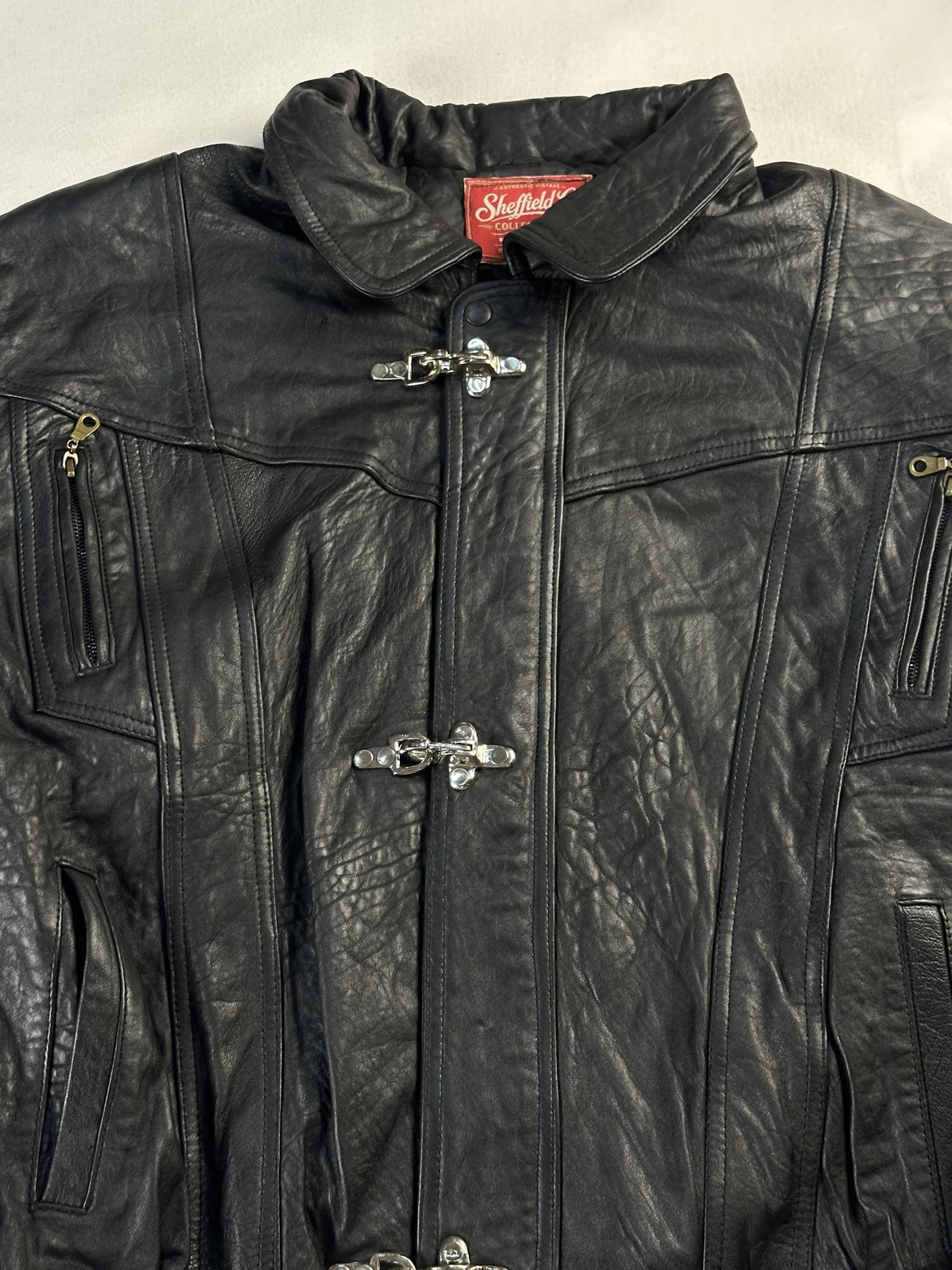 Black leather vintage jacket, size L - back view.