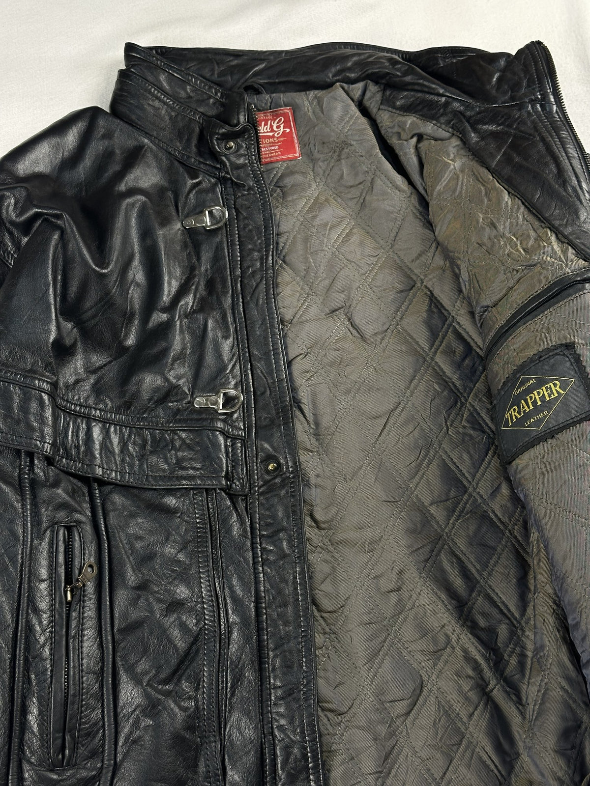 Black leather vintage jacket, size L - interior lining.
