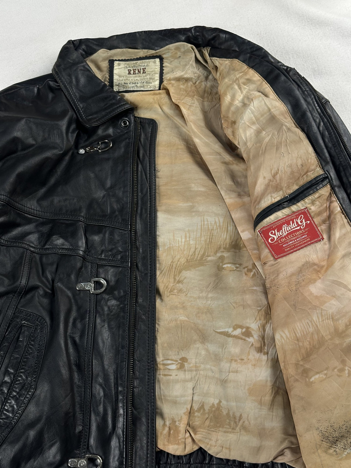 Black leather vintage jacket, size L - interior lining.
