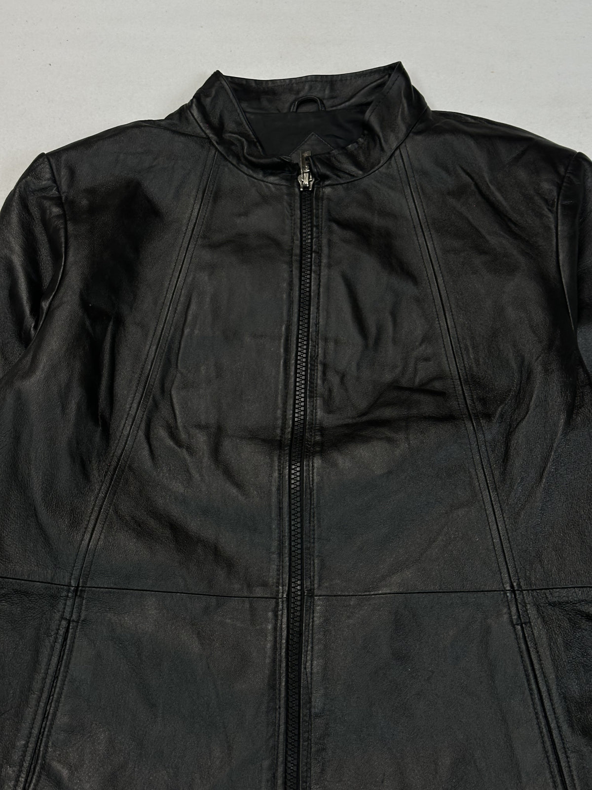 Black leather cafe racer jacket, size L - back view.
